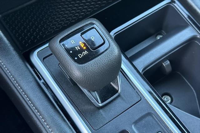 2025 Nissan Pathfinder SV 4WD