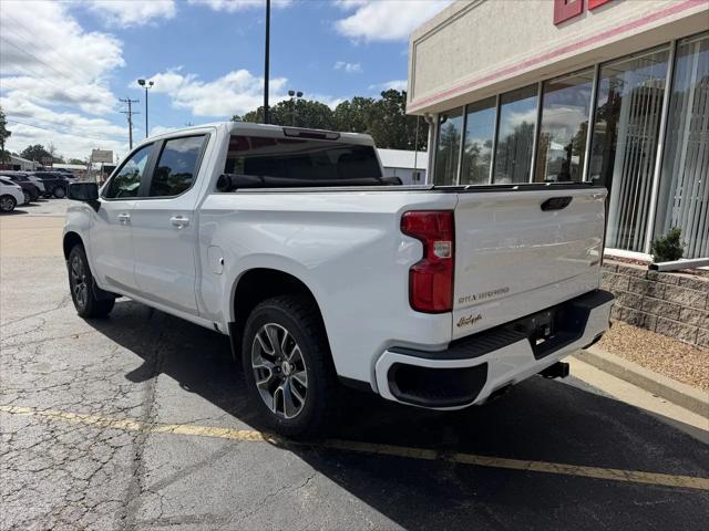 2023 Chevrolet Silverado 1500 4WD Crew Cab Short Bed RST