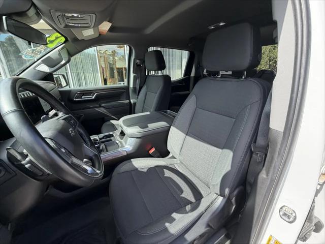 2023 Chevrolet Silverado 1500 4WD Crew Cab Short Bed RST