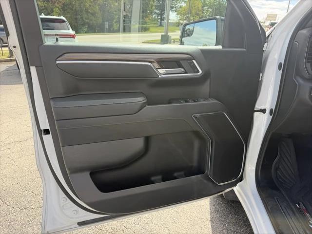 2023 Chevrolet Silverado 1500 4WD Crew Cab Short Bed RST