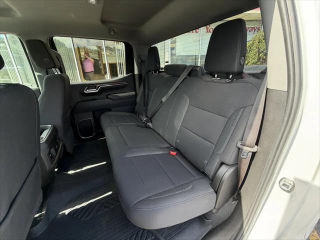 2023 Chevrolet Silverado 1500 4WD Crew Cab Short Bed RST