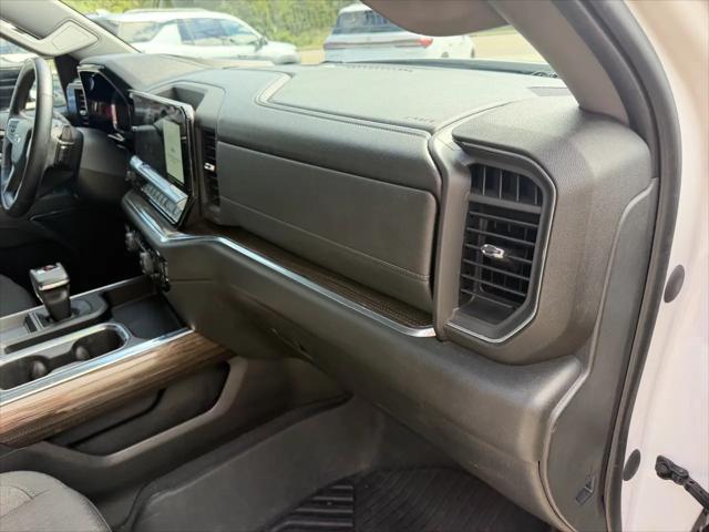 2023 Chevrolet Silverado 1500 4WD Crew Cab Short Bed RST