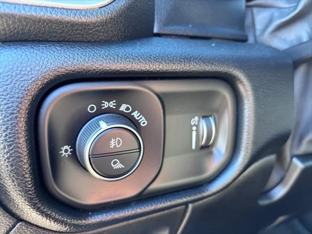 2020 Ram 1500 Lone Star Crew Cab 4x4 57 Box