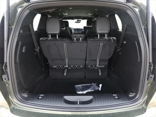 2027 Chrysler Pacifica Select AWD