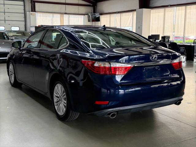 2013 Lexus ES 350 Base 4dr Sedan