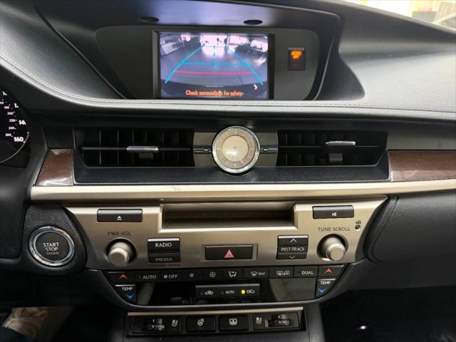 2013 Lexus ES 350 Base 4dr Sedan