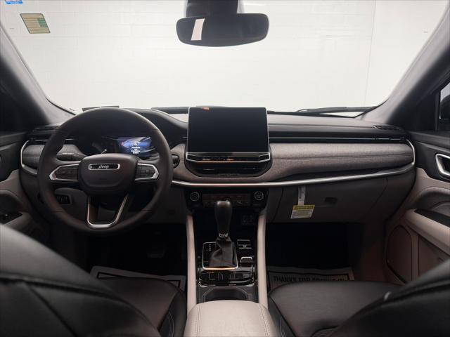 2023 Jeep Compass Latitude 4x4 2023 Jeep Compass Latitude 4x4