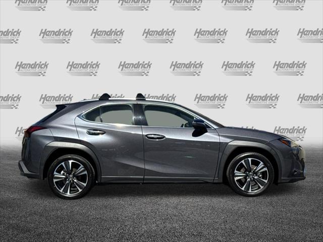 2025 Lexus 300 300h