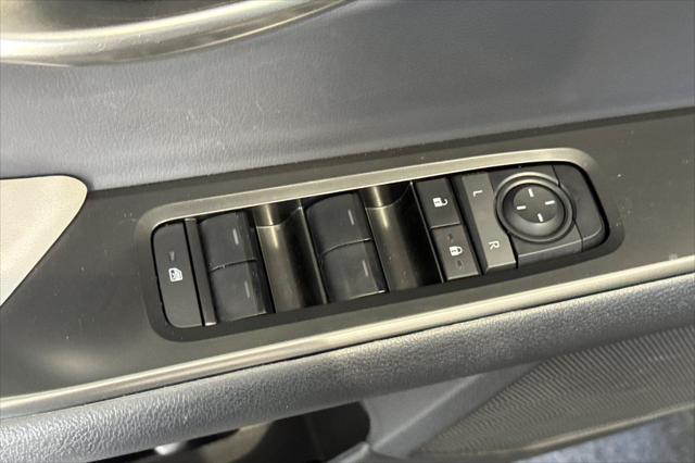 2025 Lexus 300 300h