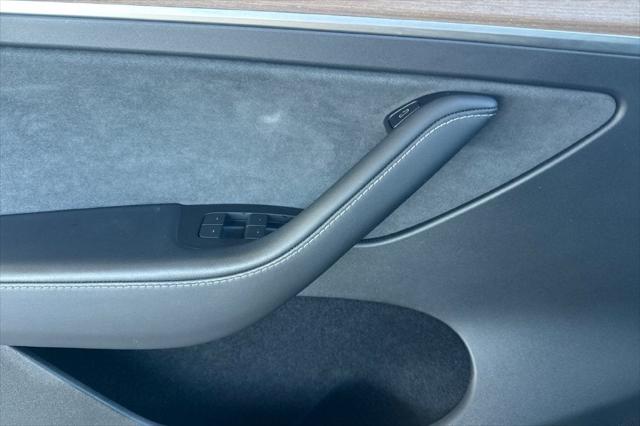 2023 Tesla Model Y RWD