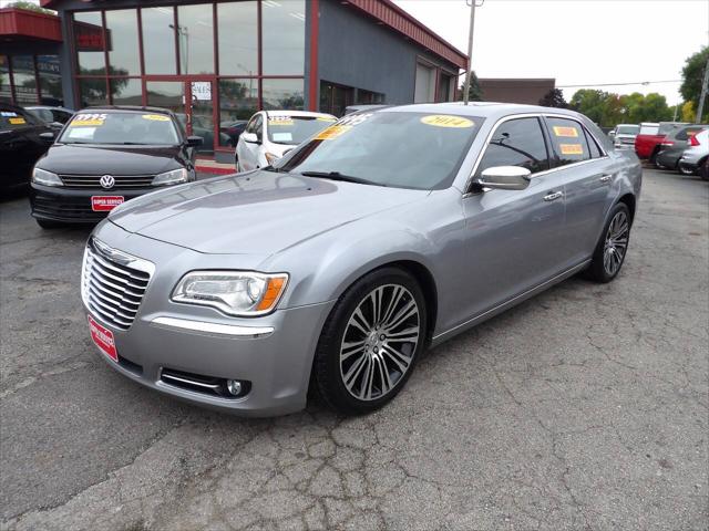 2014 Chrysler 300 C 4dr Sedan for sale in Milw, WI