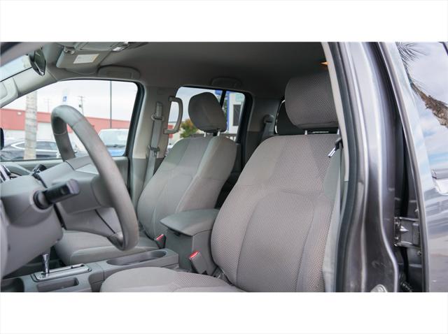 2017 Nissan Frontier SV