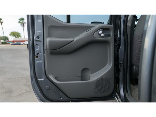 2017 Nissan Frontier SV