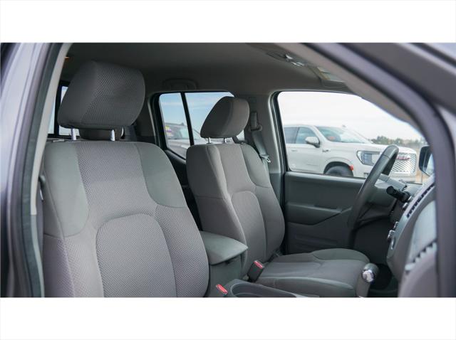 2017 Nissan Frontier SV