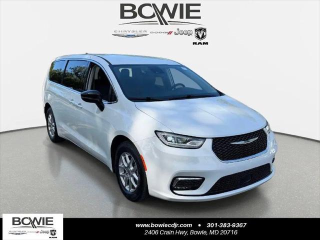 2024 Chrysler Pacifica Touring L for sale in Bowie, MD