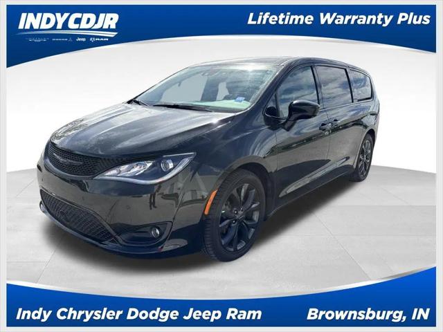 2020 Chrysler Pacifica Touring for sale in Brownsburg, IN