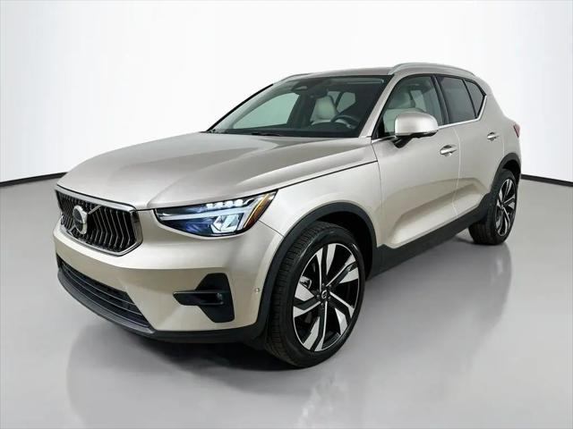 2024 Volvo XC40 B5 Plus Bright Theme for sale in Dublin, OH