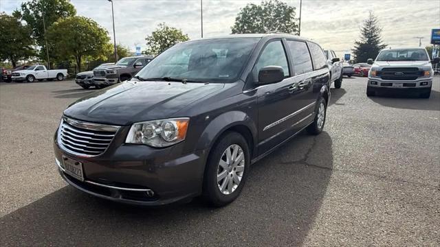 2015 Chrysler Town & Country Touring for sale in Redding, CA