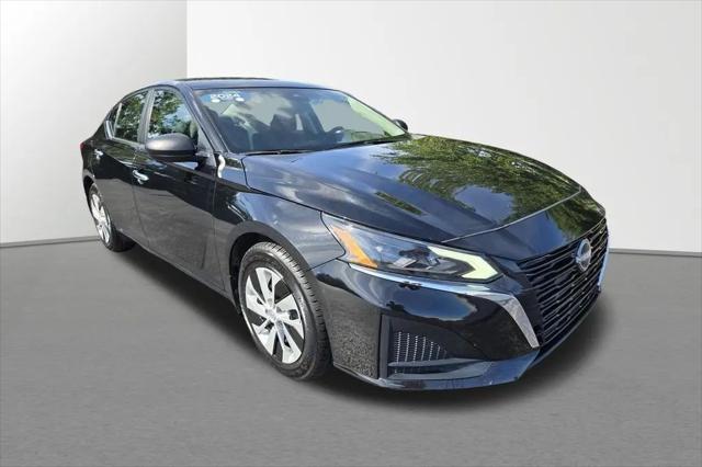 2024 Nissan Altima S FWD for sale in Harvard, IL