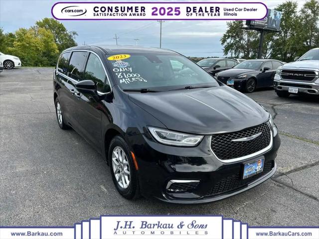 2023 Chrysler Pacifica Touring for sale in Cedarville, IL