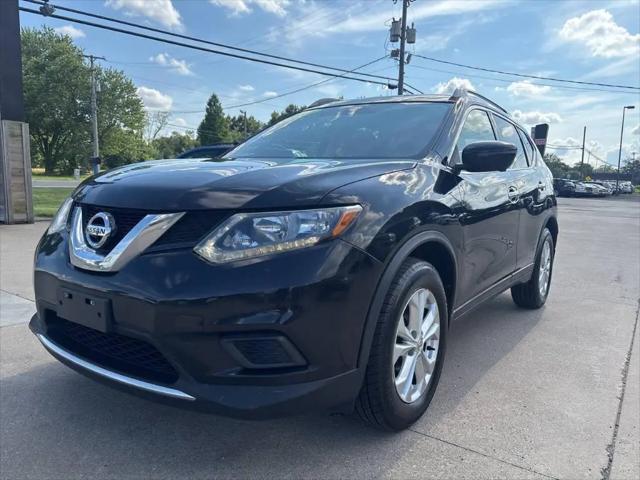 2016 Nissan Rogue SV for sale in Alliance, OH