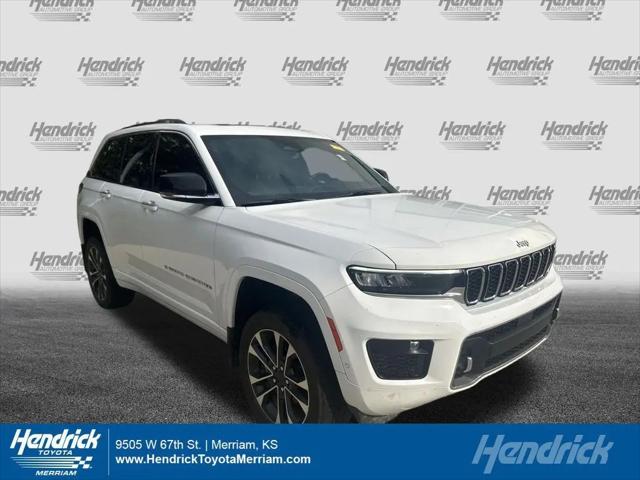 2022 Jeep Grand Cherokee Overland 4x4 for sale in Merriam, KS