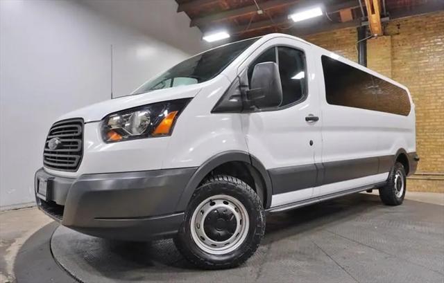 2018 Ford Transit 350 LOW ROOF XL-15 for sale in Chicago, IL