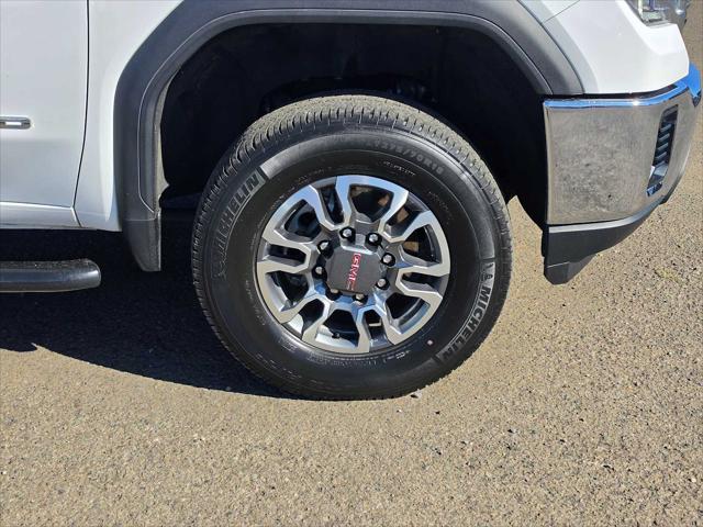 2022 GMC Sierra 3500HD 4WD Double Cab Long Bed Pro