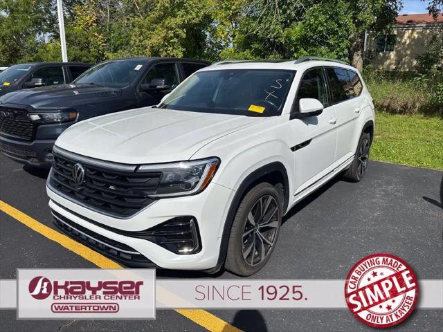 2025 Volkswagen Atlas 2.0T SEL Premium R-Line for sale in Watertown, WI