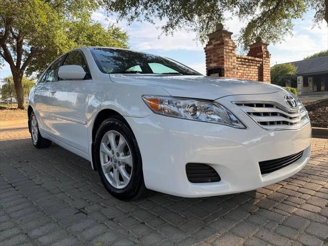 2010 Toyota Camry LE for sale in Arlington, TX