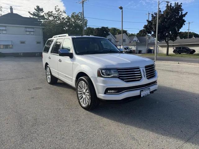 2015 Lincoln Navigator Base for sale in Milwaukee, WI