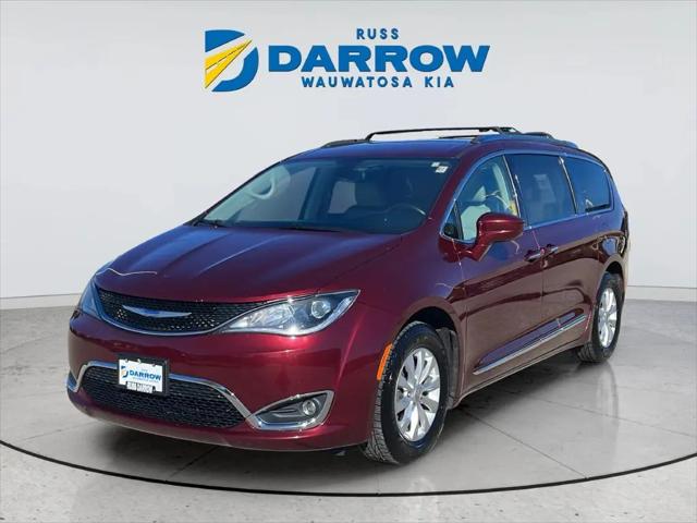 2019 Chrysler Pacifica Touring L for sale in Wauwatosa, WI