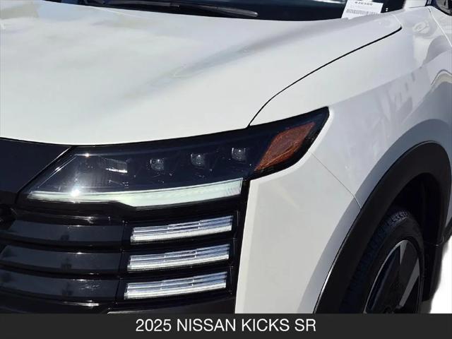 2025 Nissan Kicks SR FWD