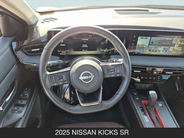 2025 Nissan Kicks SR FWD