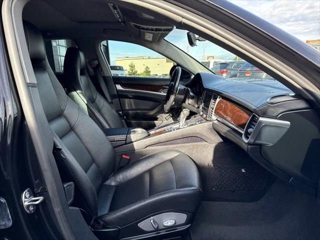 2011 Porsche Panamera 4