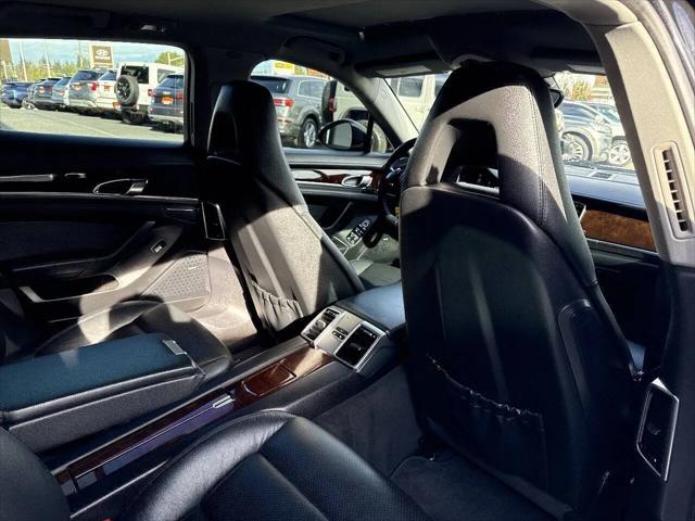 2011 Porsche Panamera 4