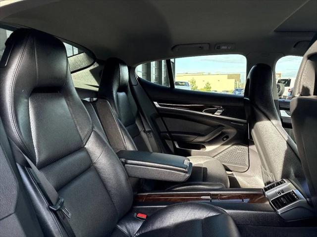 2011 Porsche Panamera 4