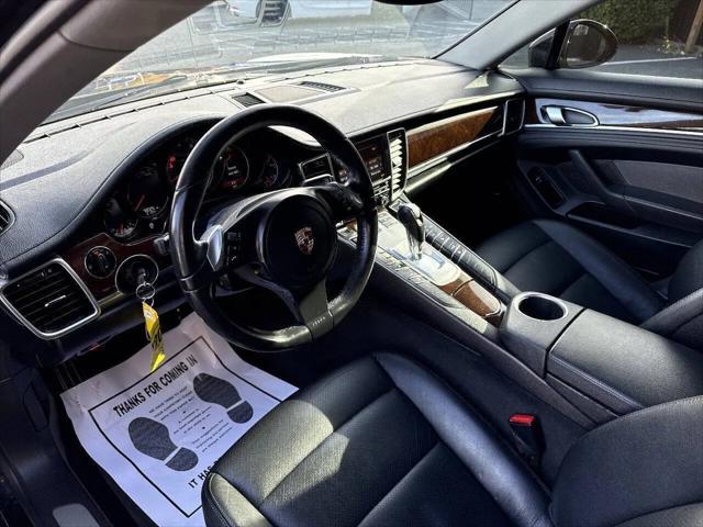 2011 Porsche Panamera 4