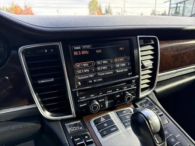 2011 Porsche Panamera 4