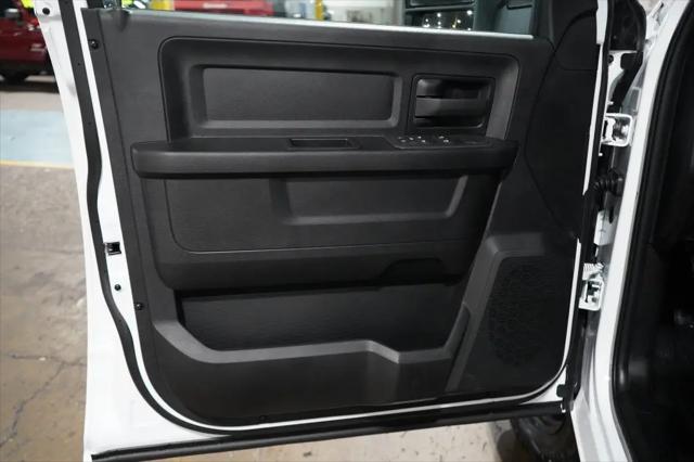 2027 Ram 3500 Chassis Cab Tradesman