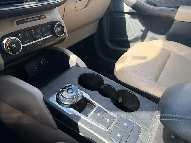 2020 Ford Escape SEL