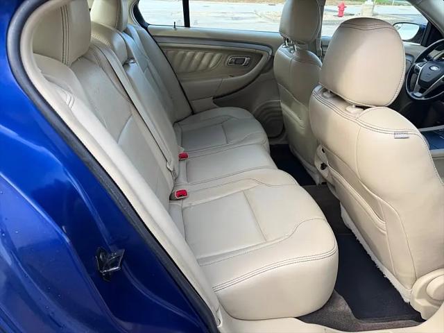 2013 Ford Taurus SEL
