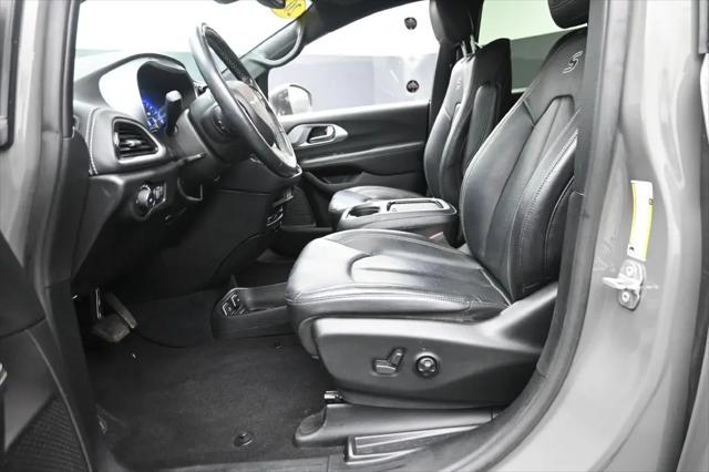 2021 Chrysler Pacifica Touring L AWD