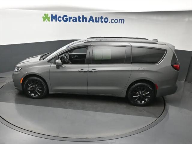 2021 Chrysler Pacifica Touring L AWD