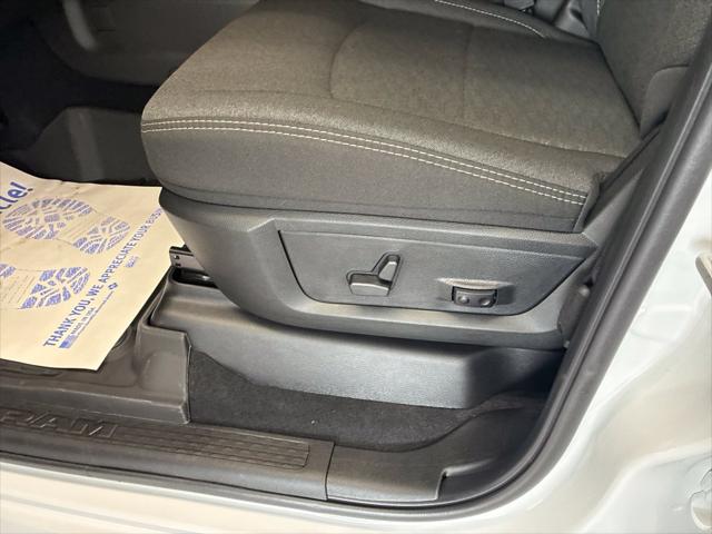 2026 Ram 2500 Big Horn Crew Cab 4x4 64 Box