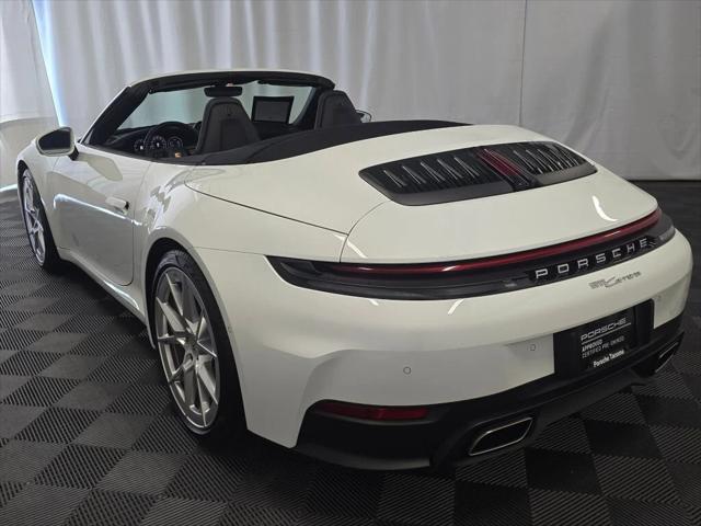 2025 Porsche 911 Carrera Cabriolet
