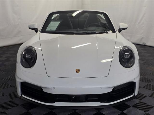 2025 Porsche 911 Carrera Cabriolet