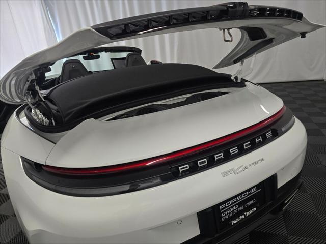 2025 Porsche 911 Carrera Cabriolet
