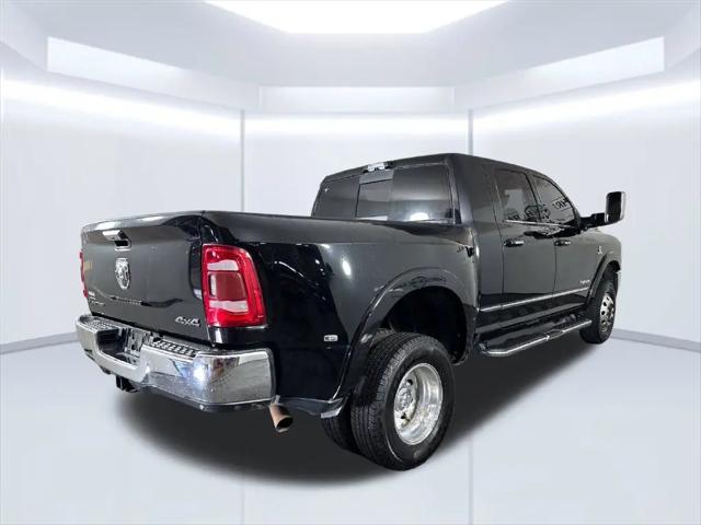 2022 Ram 3500 Limited Mega Cab 4x4 64 Box