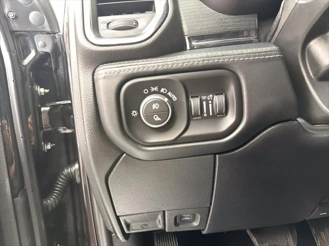 2022 Ram 3500 Limited Mega Cab 4x4 64 Box